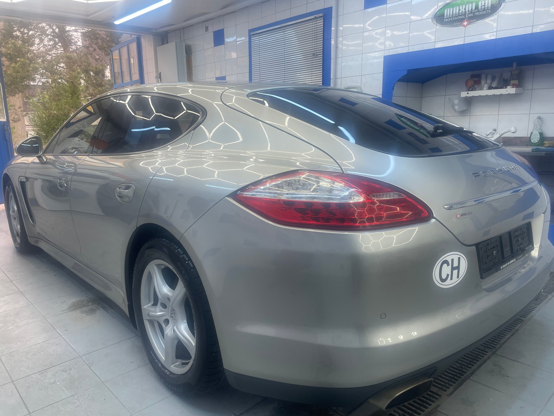 PORSCHE Panamera 4 3.6 PDK-image-3