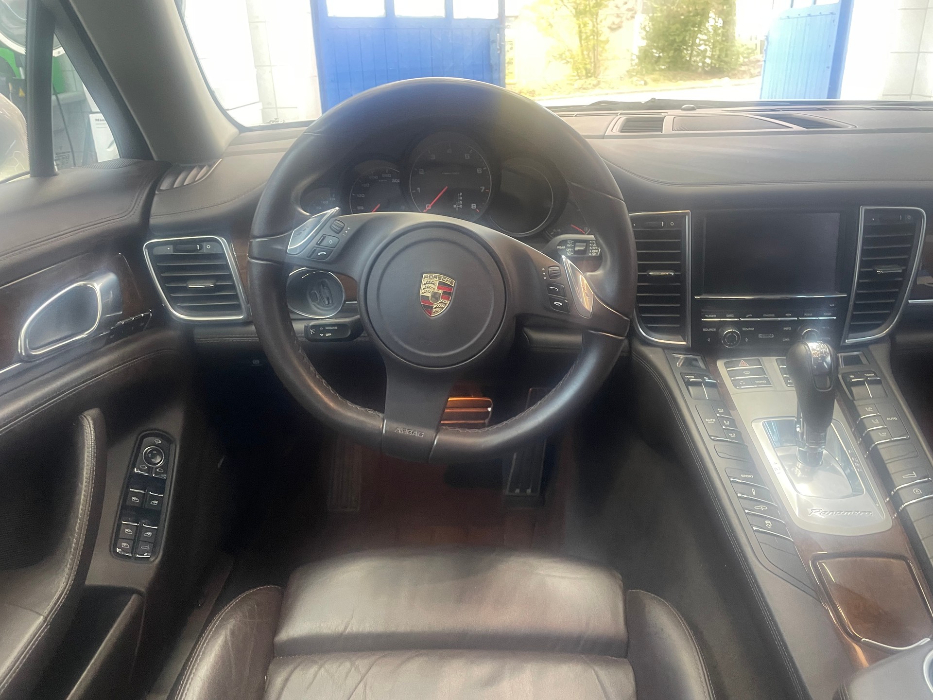PORSCHE Panamera 4 3.6 PDK-image-9