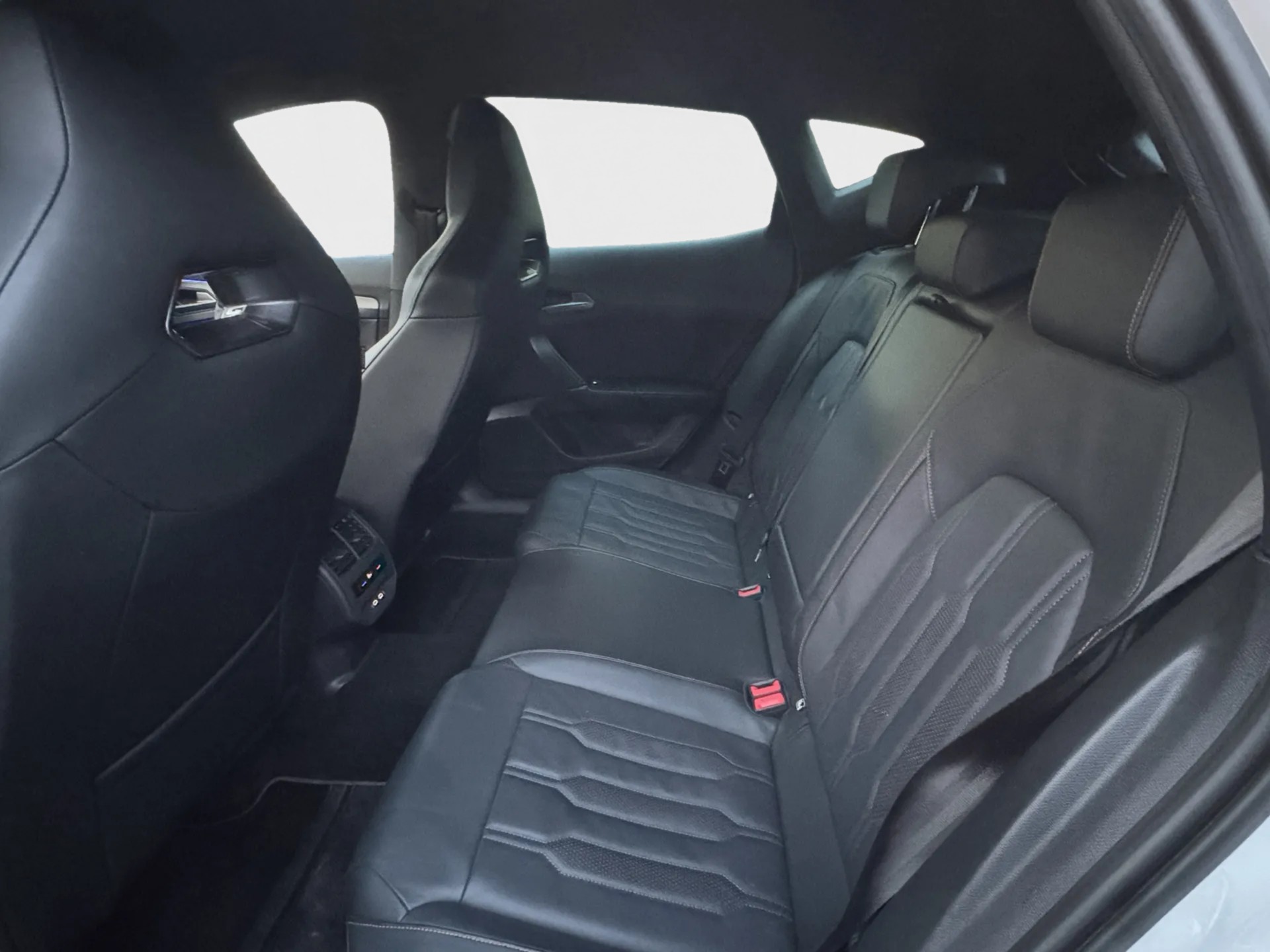 CUPRA Formentor 1.4 e-HYBRID pHEV VZ DSG-image-11