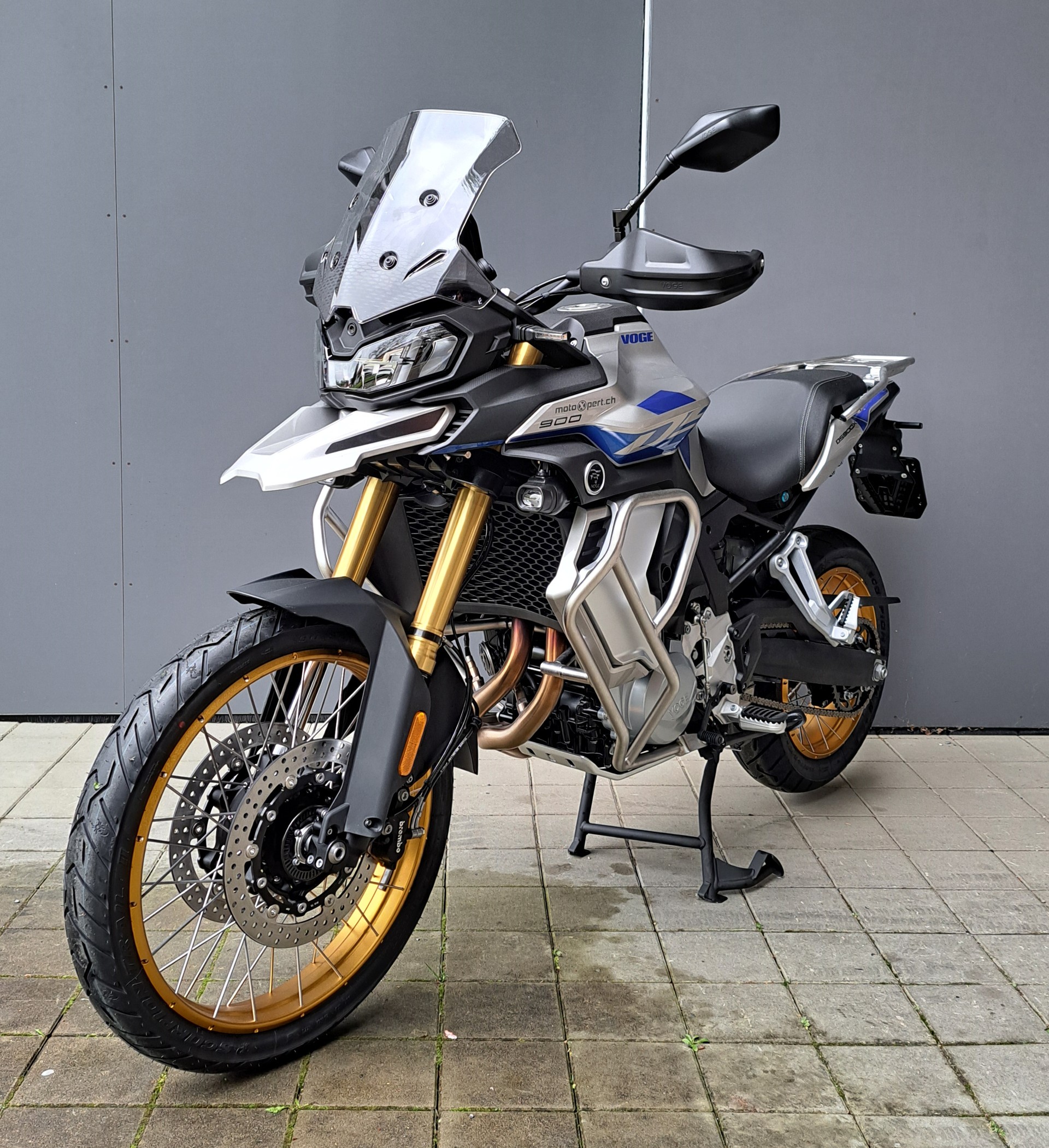 VOGE 900 DSX-image-1