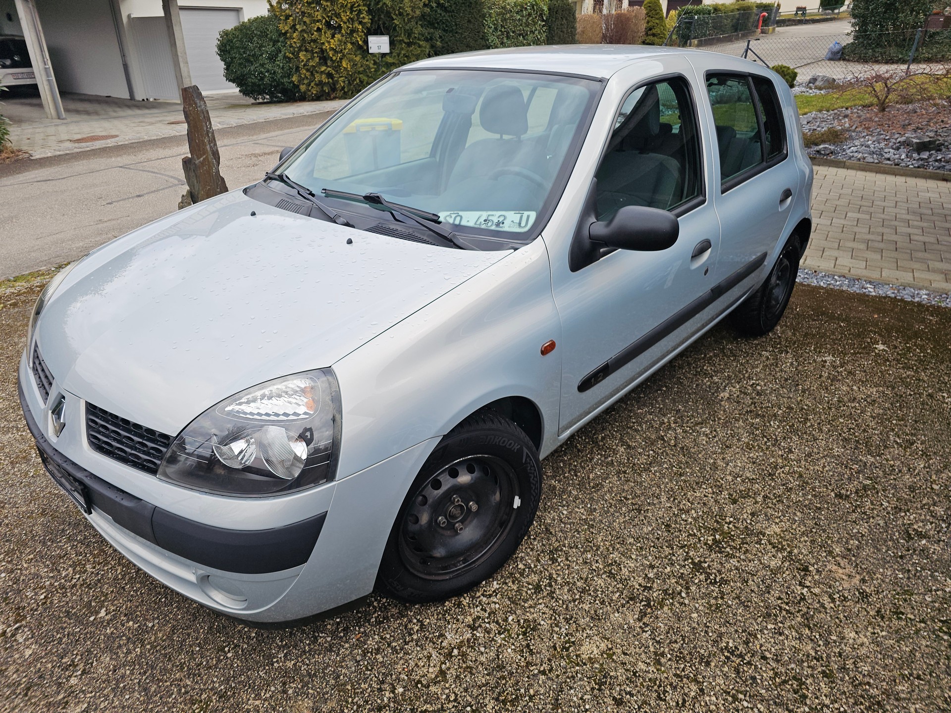 RENAULT Clio 1.2 Authentique Pack-image-1