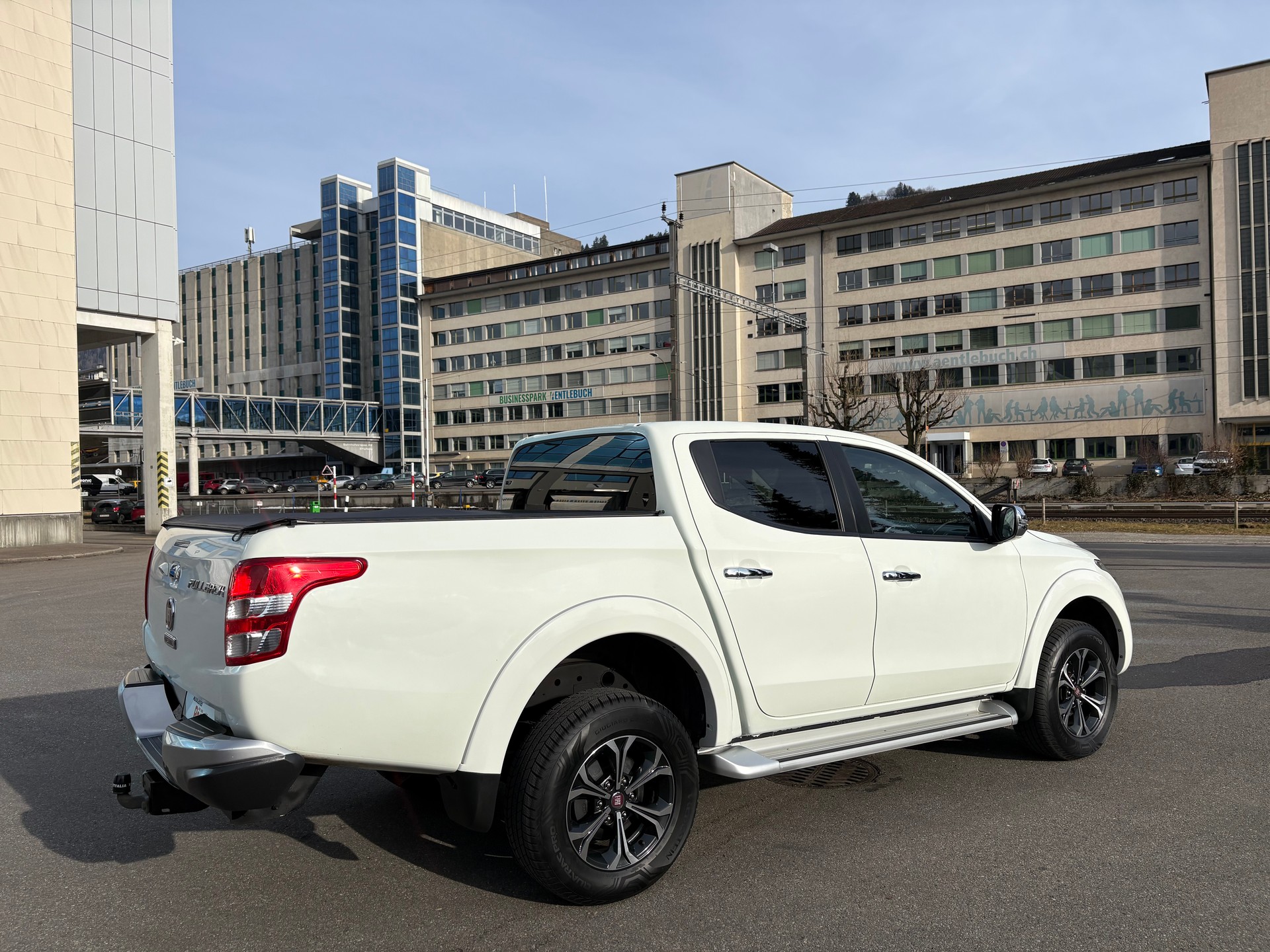 MITSUBISHI L 200 2.4 Style Anniversary Double Cab-image-5