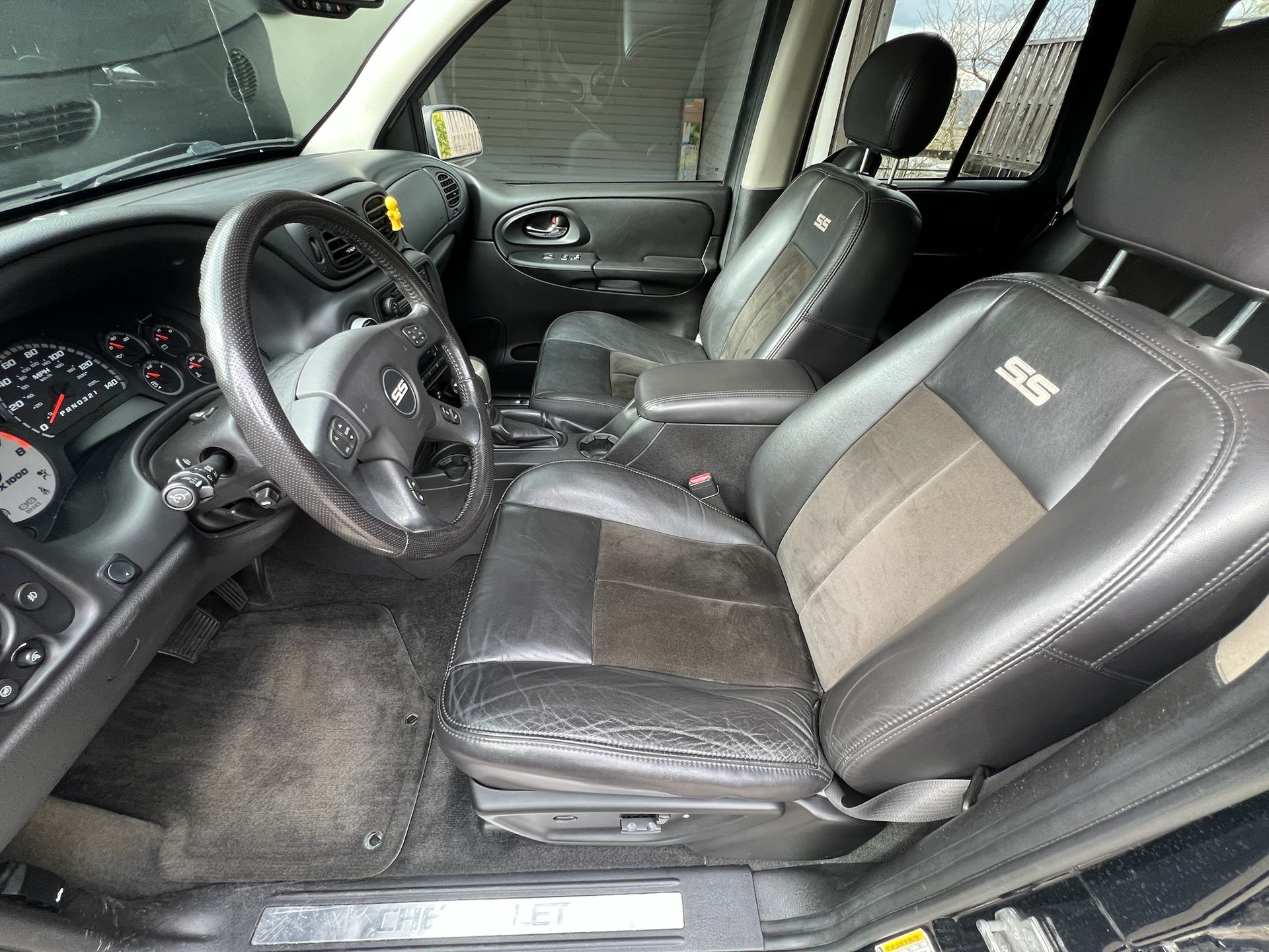 CHEVROLET SS 6.0 LS-2-image-9