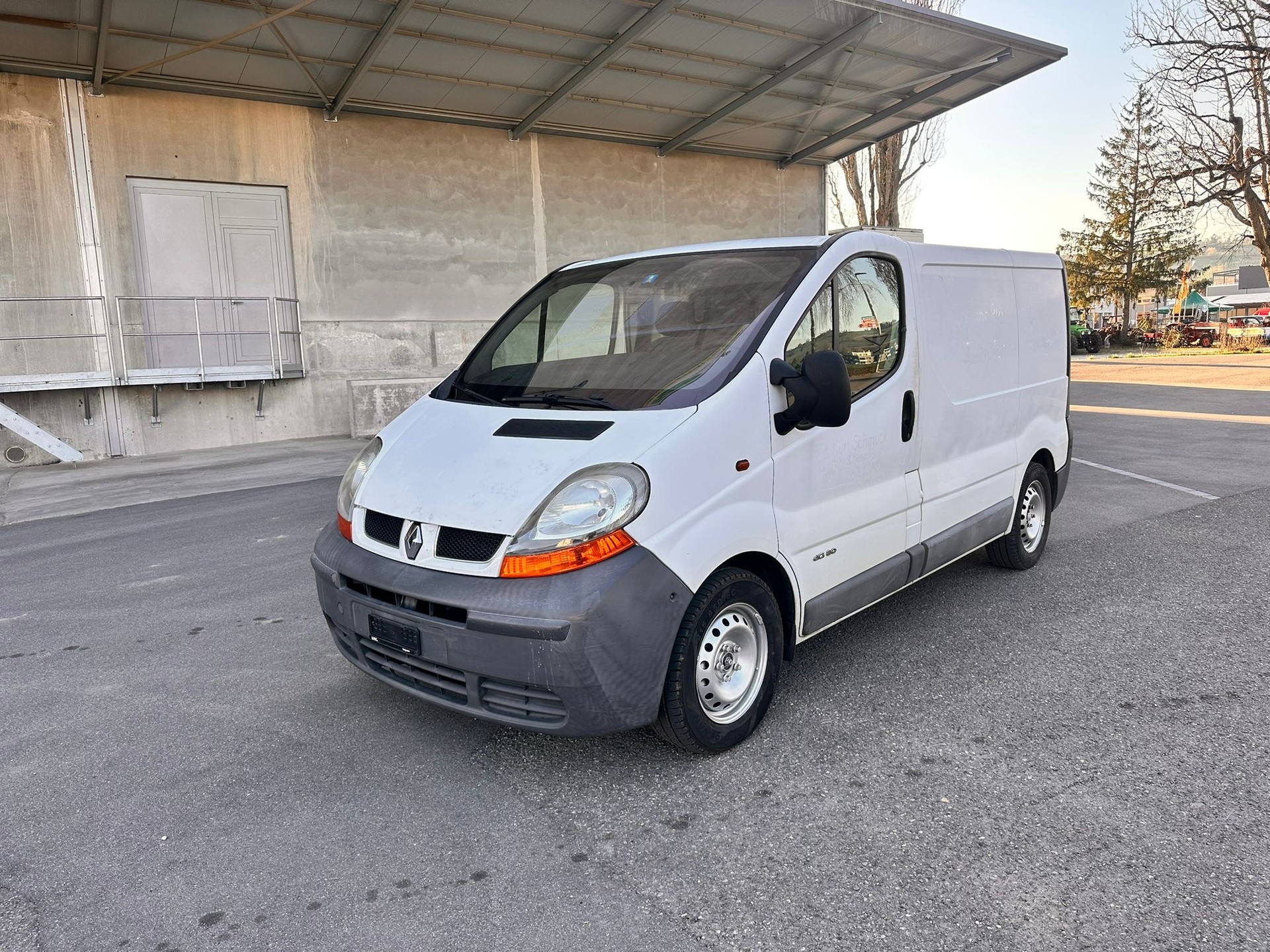 RENAULT Trafic 1.9 dCi 80 2.7t