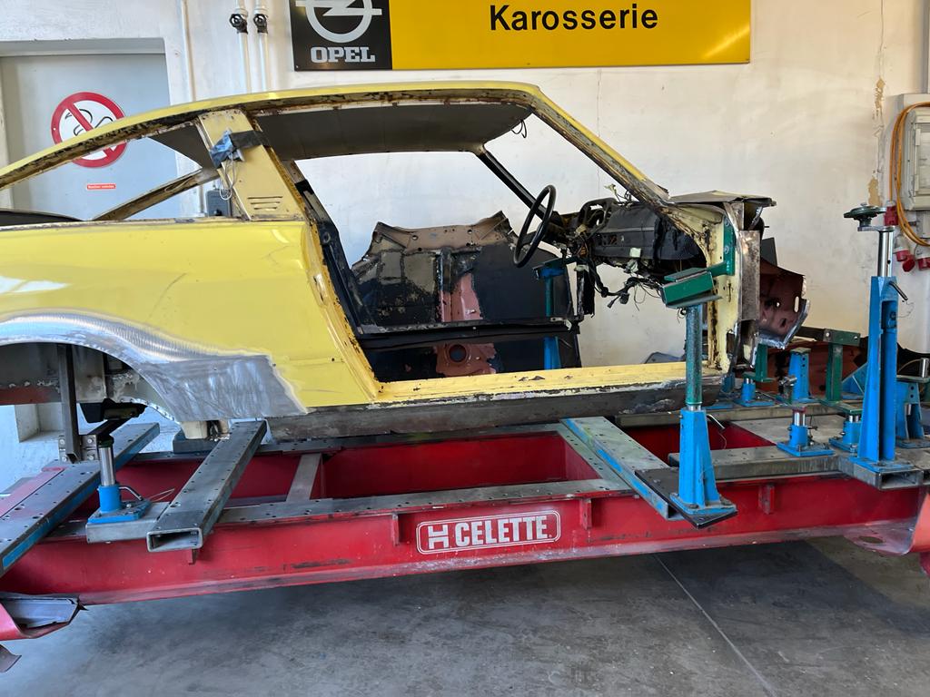 FIAT Moretti 128 A Coupé-image-1