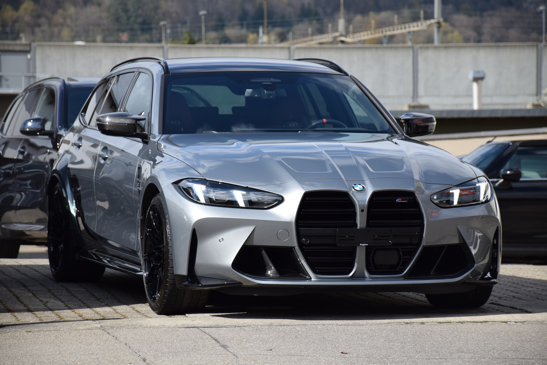 BMW M3 Touring xDrive Competition M LCI-image-3