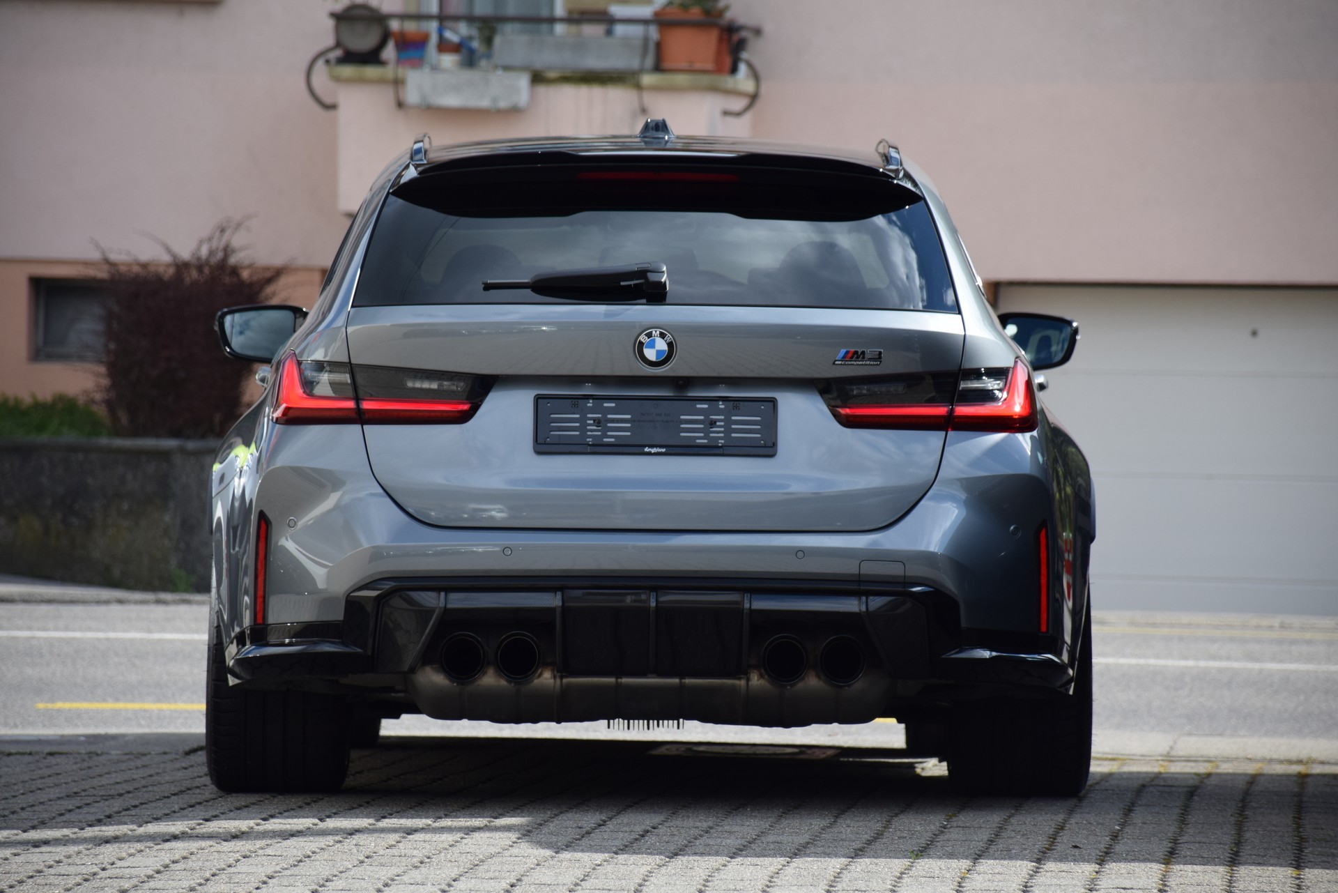 BMW M3 Touring xDrive Competition M LCI-image-10