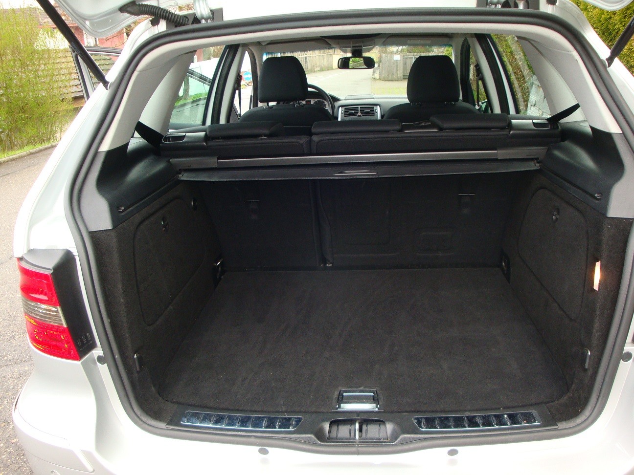 MERCEDES-BENZ B 170-image-10