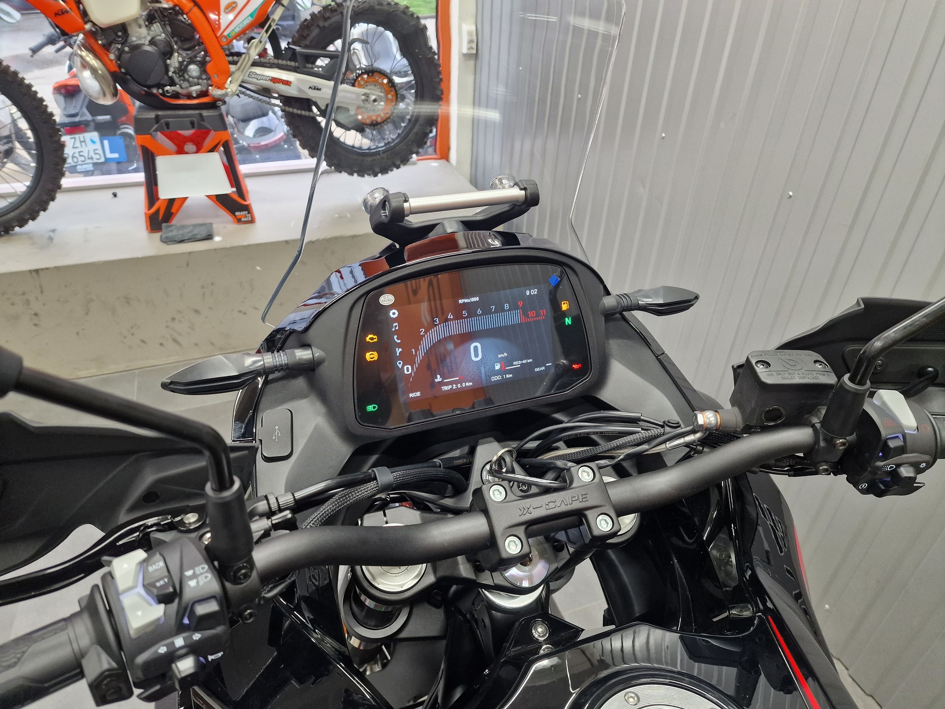MOTO MORINI X-Cape 700 (35 kW)-image-6