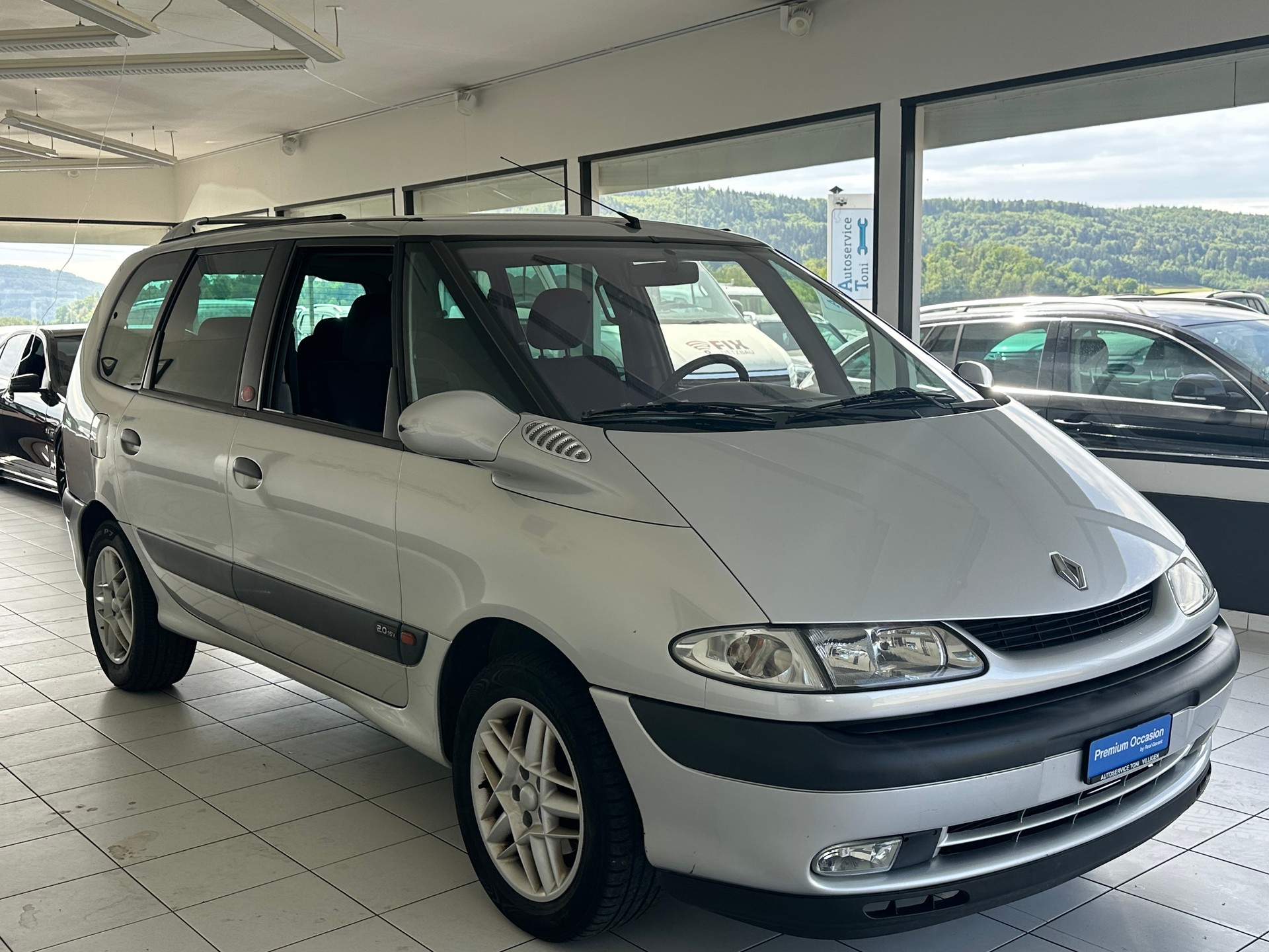 RENAULT Grand Espace 2.0 16V Expression-image-2
