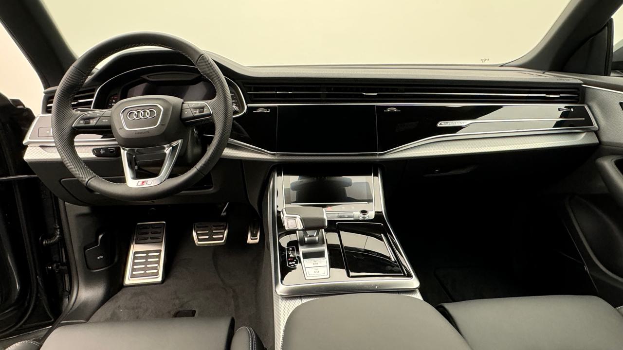 AUDI Q8 SUV TDI quattro 210 kW S line-image-5