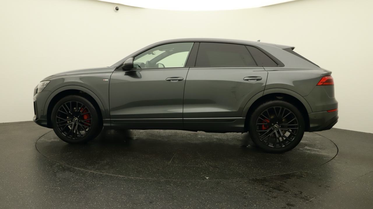 AUDI Q8 SUV TDI quattro 210 kW S line-showroom-element-1