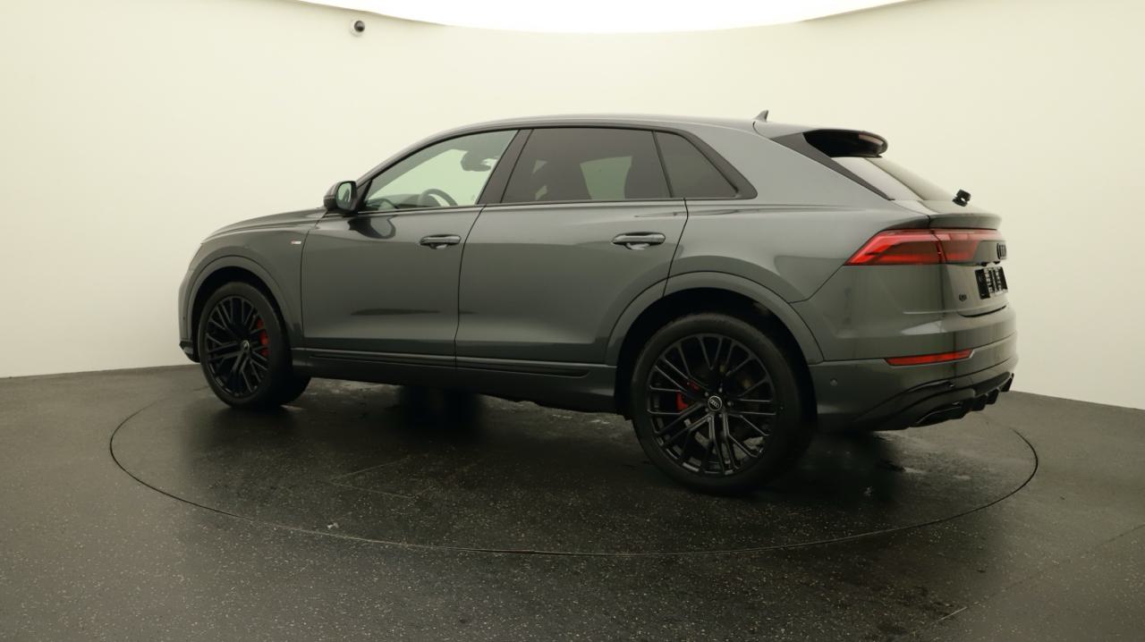 AUDI Q8 SUV TDI quattro 210 kW S line-showroom-element-2