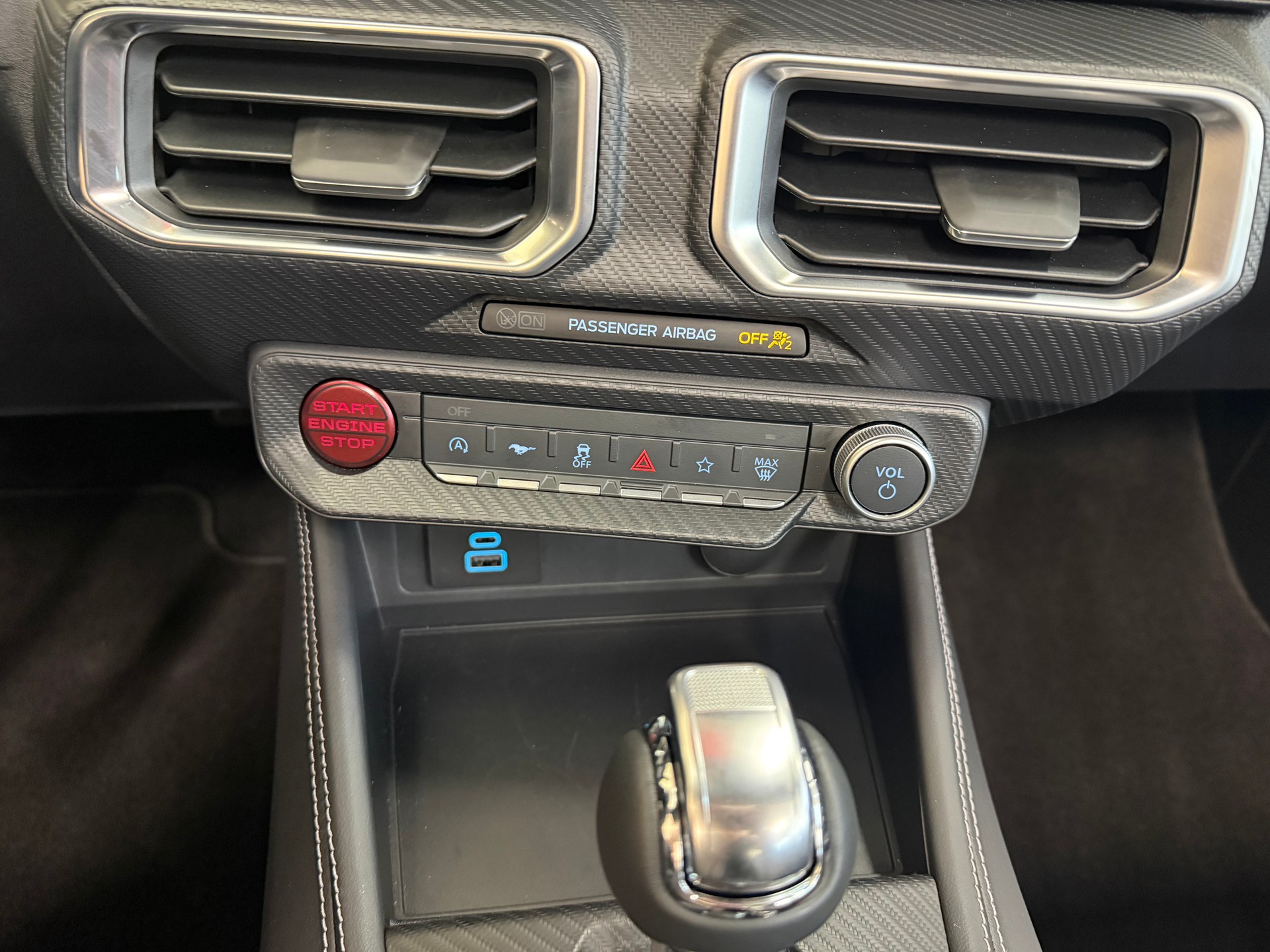 FORD Mustang Convertible 5.0 V8 GT Automat-image-23