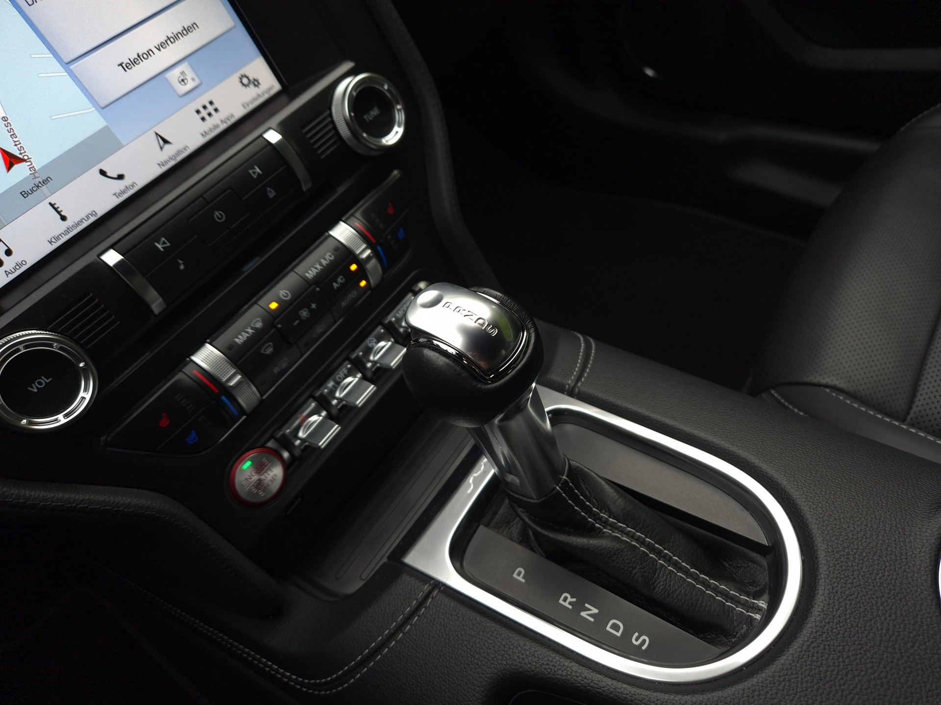 FORD Mustang Fastback 5.0 V8 GT Automat-image-25