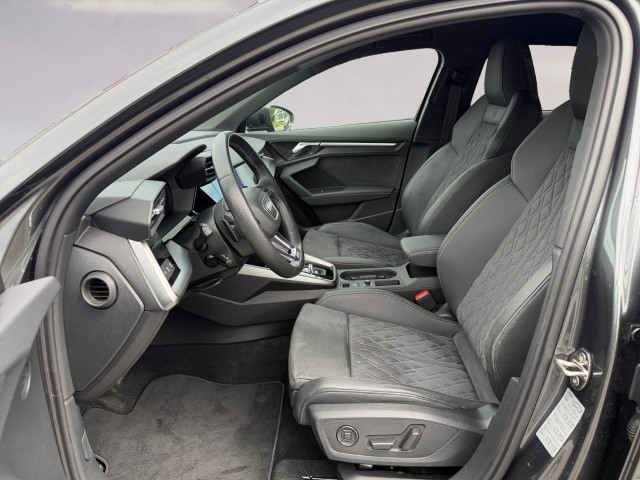 AUDI A3 Sportback 40 TFSI e S line Attraction S-tronic-image-9