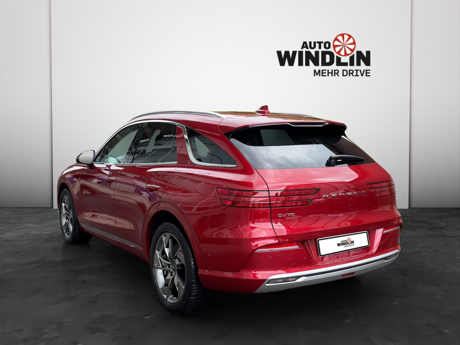 GENESIS GV70 Dual Motor Sport AWD-showroom-element-3