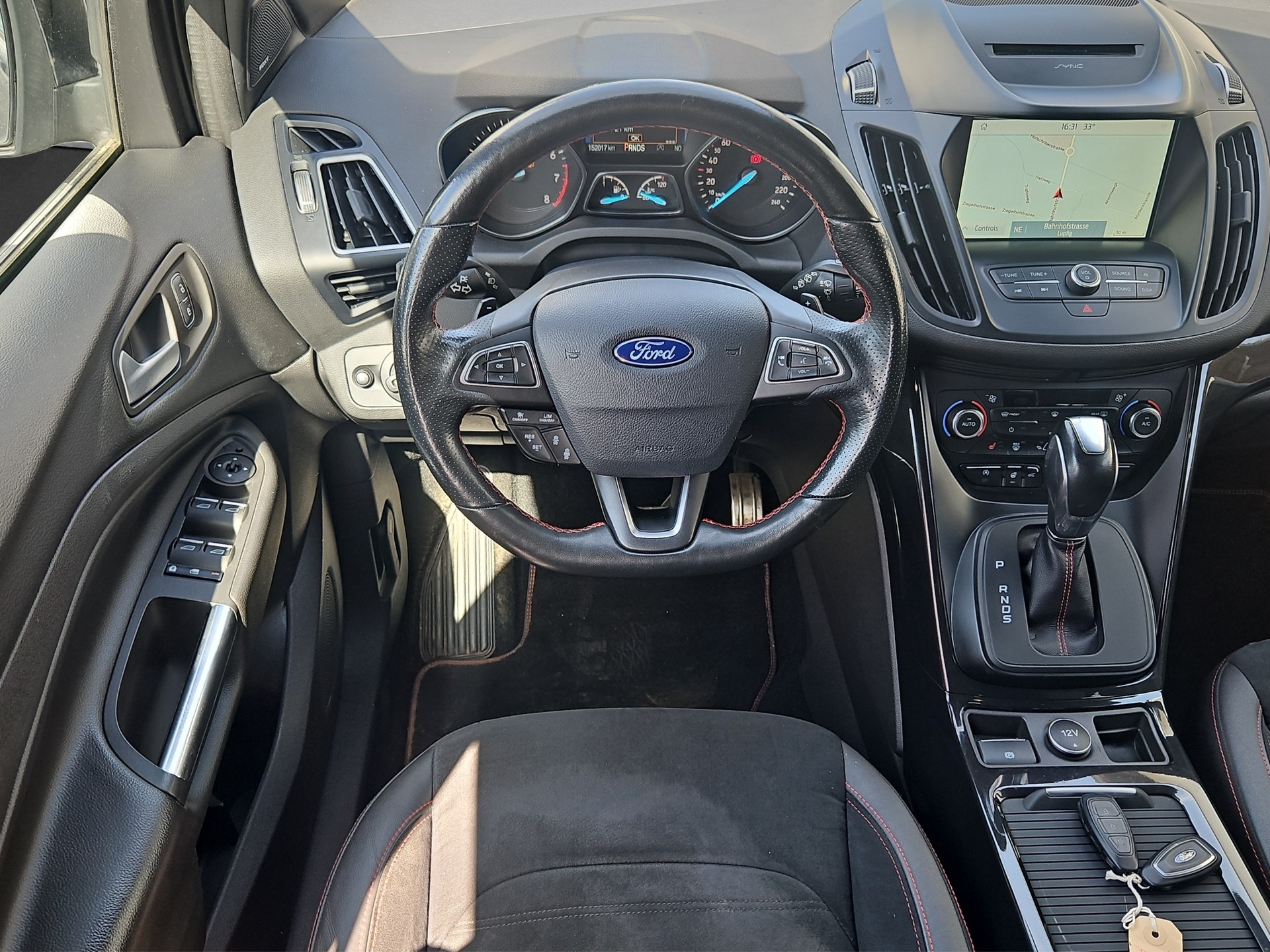 FORD Kuga 2.0 EcoBoost ST Line 4WD Automatic-image-7