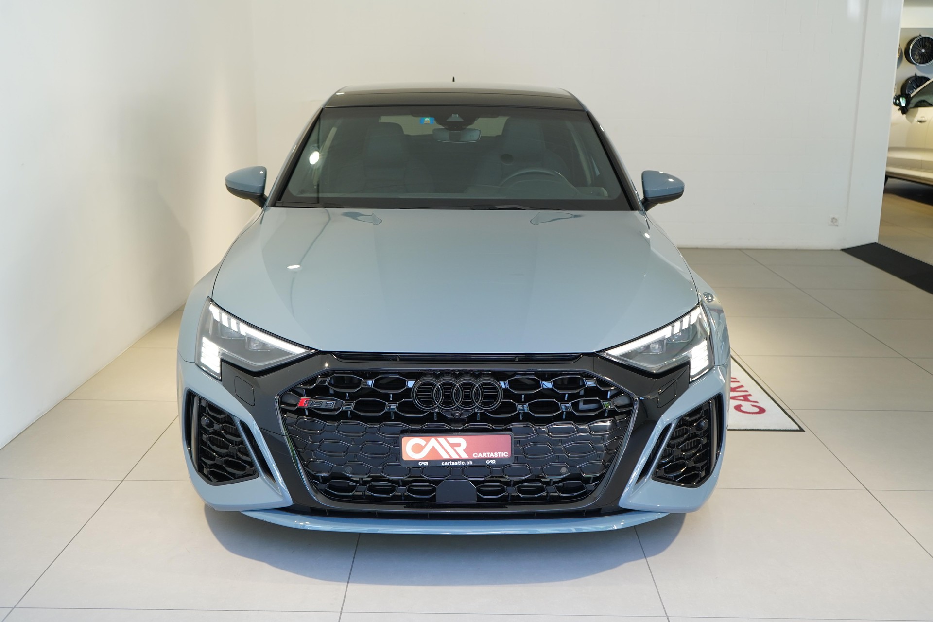 AUDI RS3 Sportback 2.5 TFSI quattro S-Tronic-showroom-element-1