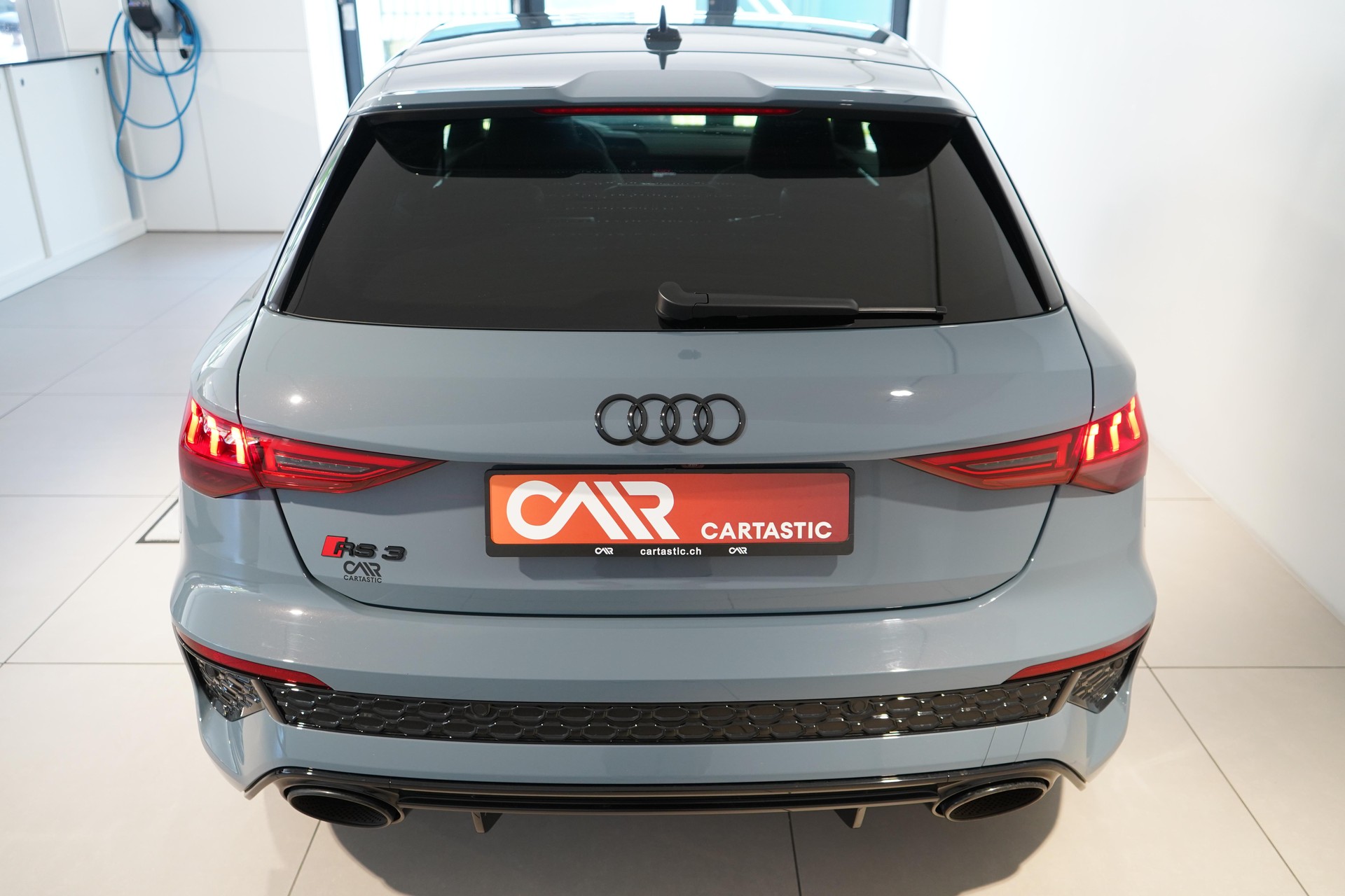 AUDI RS3 Sportback 2.5 TFSI quattro S-Tronic-showroom-element-3