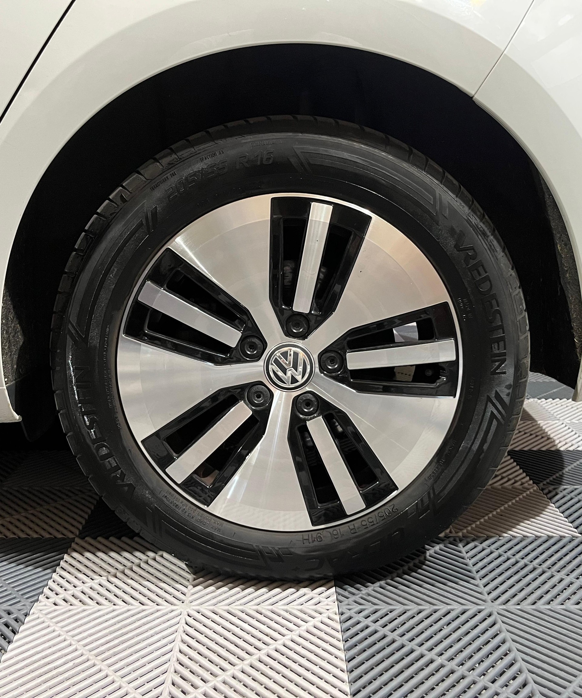 VW e-Golf phase 2-image-18