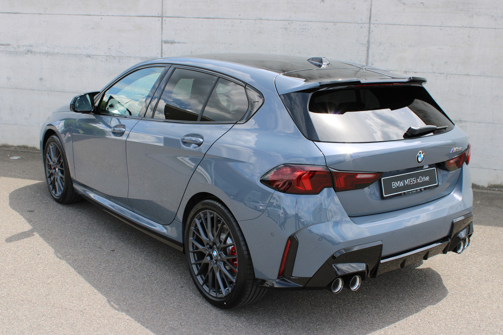 BMW M135 xDrive M Sport Pro-showroom-element-3