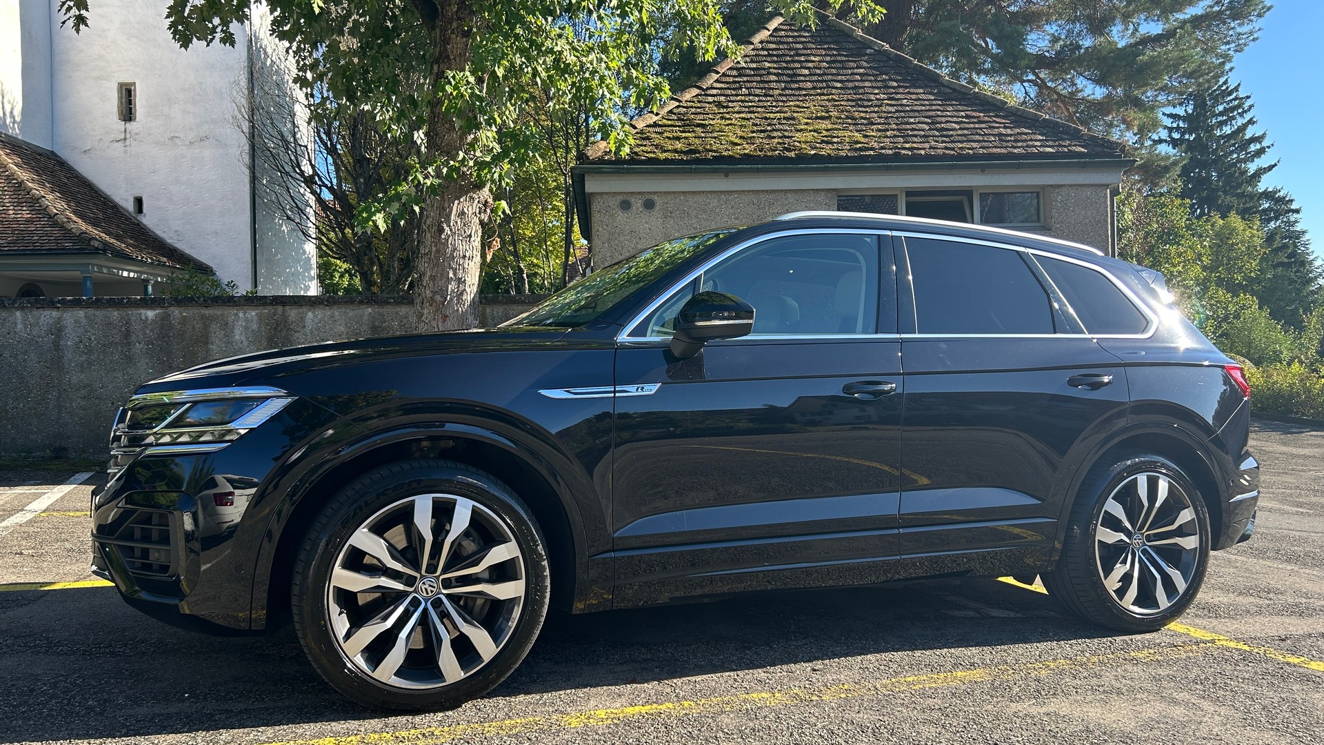 VW 4.0 V8 TDI Elegance - Vollausstattung, IQ Light, Head-up, Night Vision, Softclose, 6.7L/100km, 12M Garantie-image-2