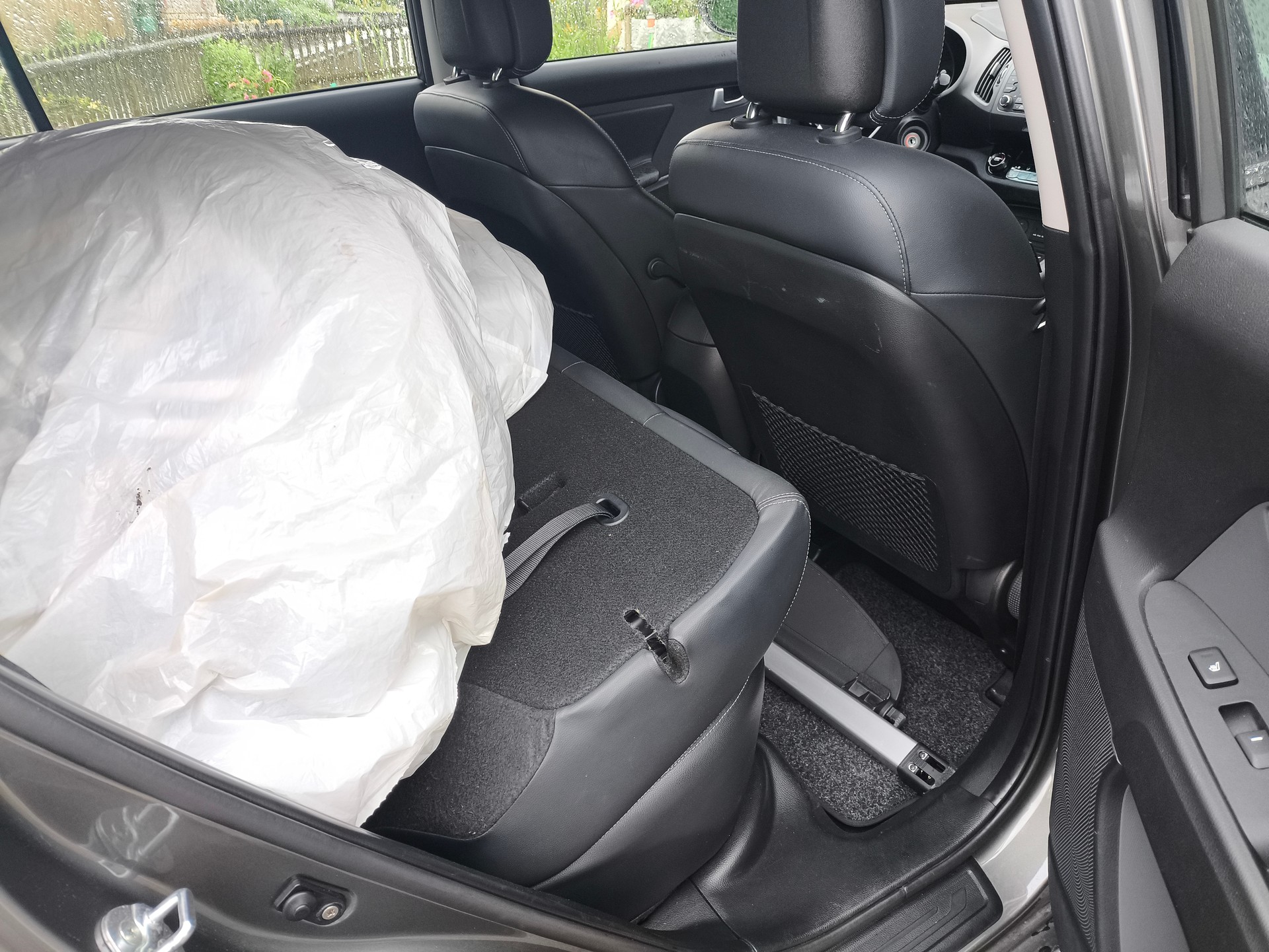KIA Sportage 2.0 CRDi Style 4WD-image-8