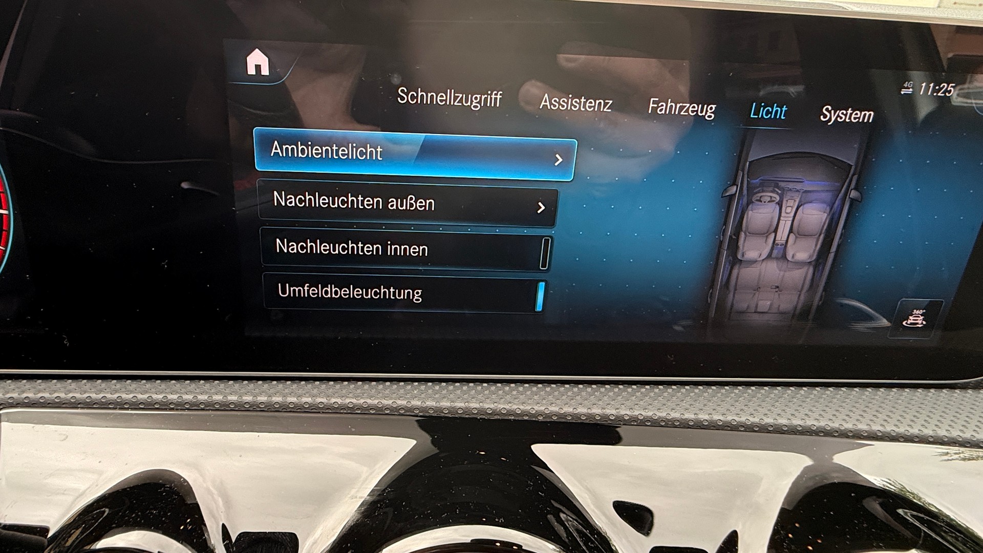 MERCEDES-BENZ A 200 AMG Line 7G-DCT-image-13