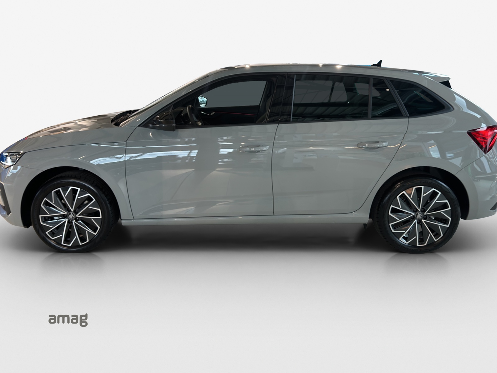 SKODA Scala 1.0 TSI Dynamic DSG-showroom-element-1