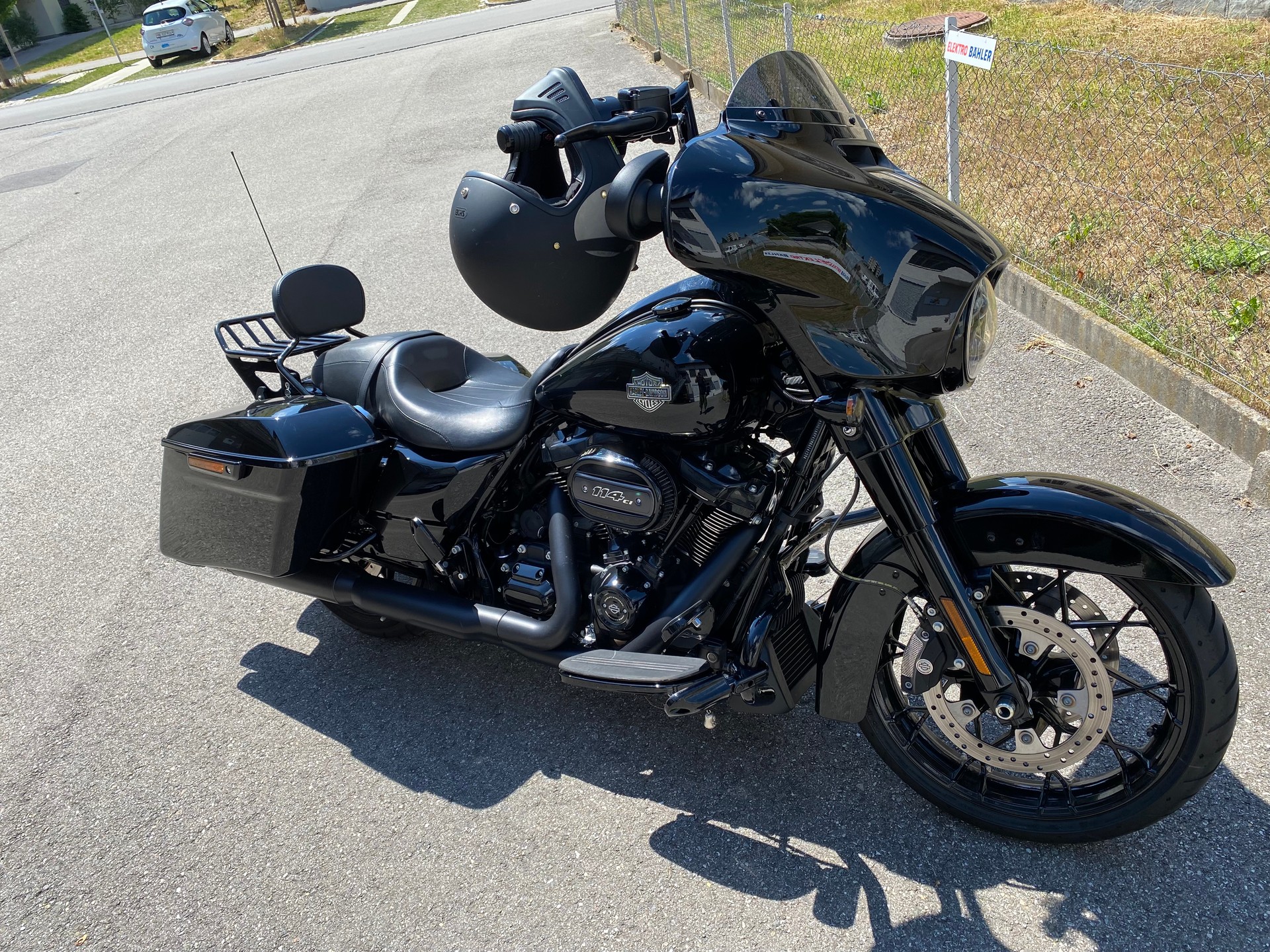 HARLEY-DAVIDSON FLHXS Street Glide Special Black Finish 114-image-0