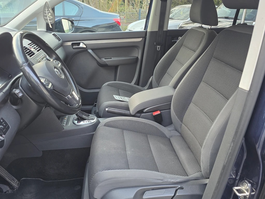 VW Touran 2.0 TDI BMT Comfortline DSG-image-10