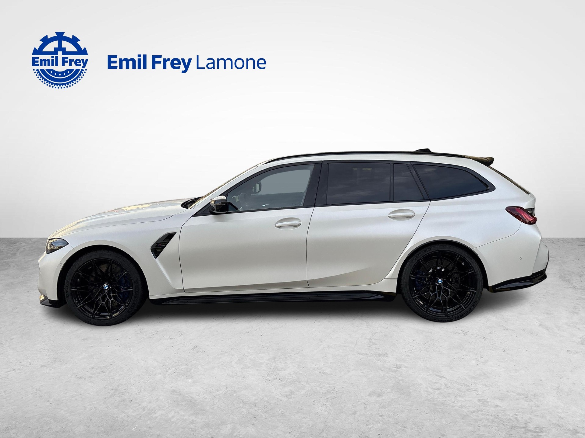 BMW M3 Competition xDrive Touring-showroom-element-1