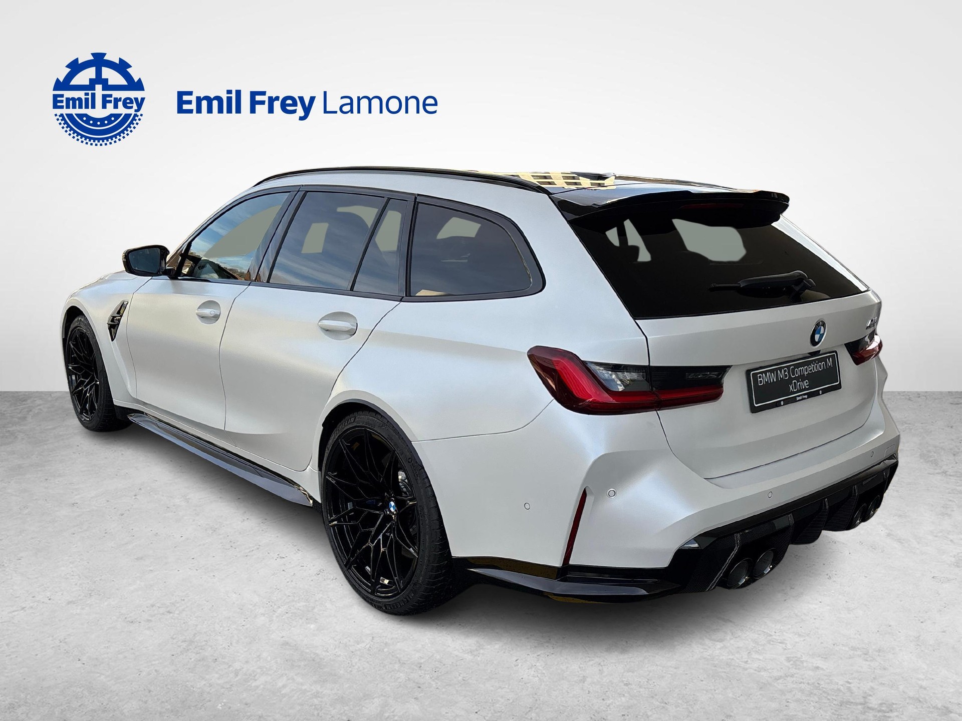 BMW M3 Competition xDrive Touring-showroom-element-2