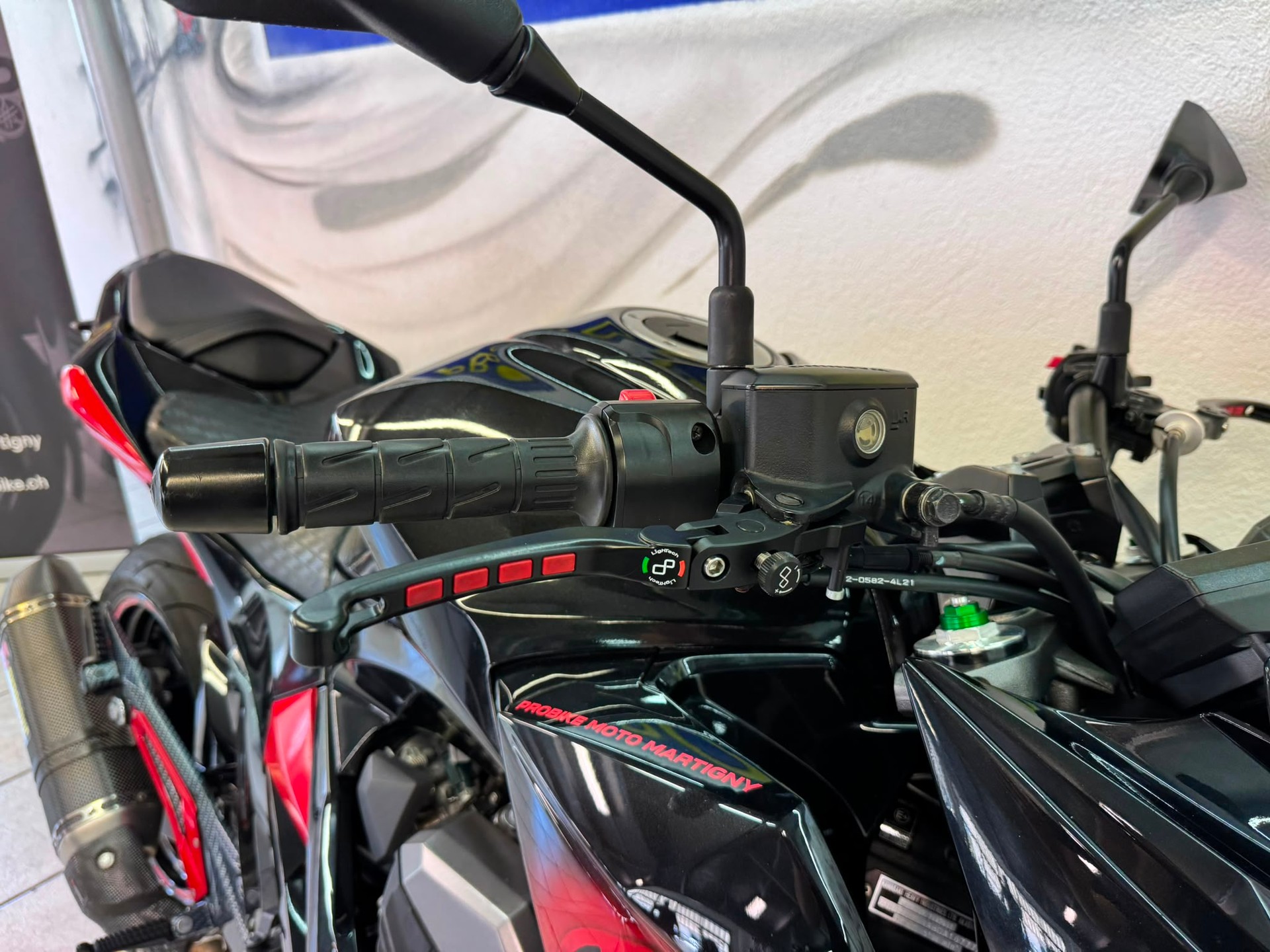 KAWASAKI Z 800 ABS-image-7