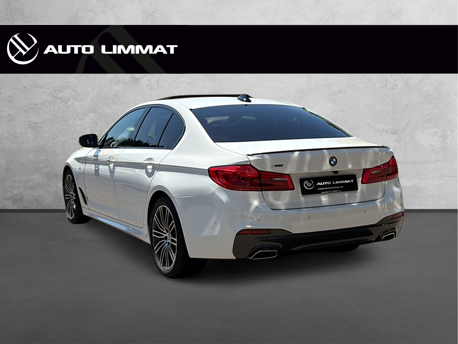BMW 530i xDrive Steptronic-showroom-element-2