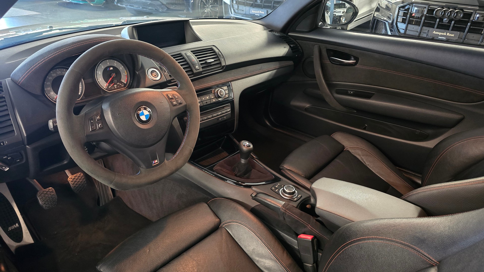 BMW 1er M Coupé-image-13
