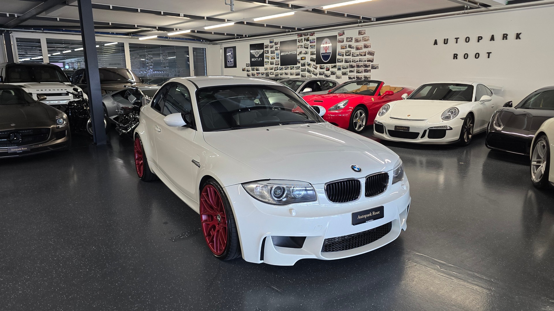 BMW 1er M Coupé-showroom-element-1