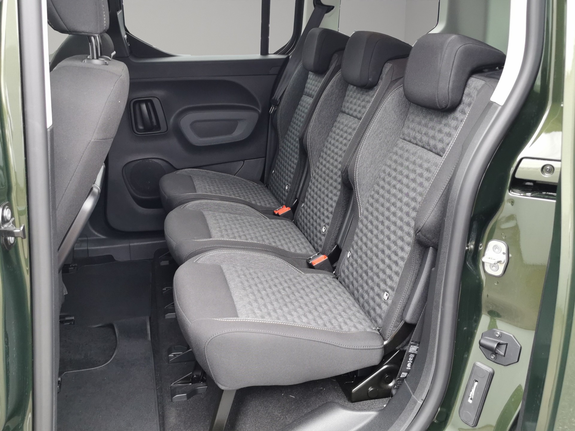 PEUGEOT Rifter 1.5 BlueHDi 130 GT-image-7