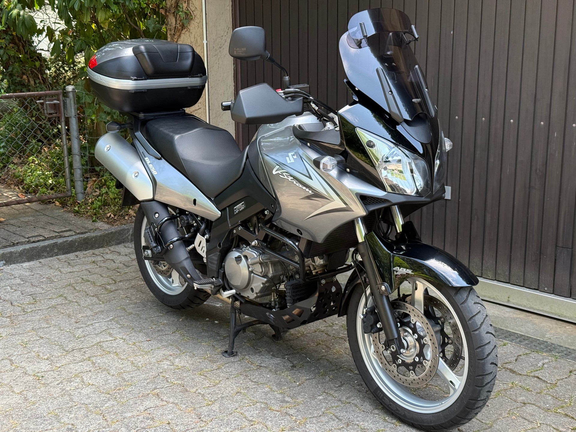 SUZUKI DL650A-image-5