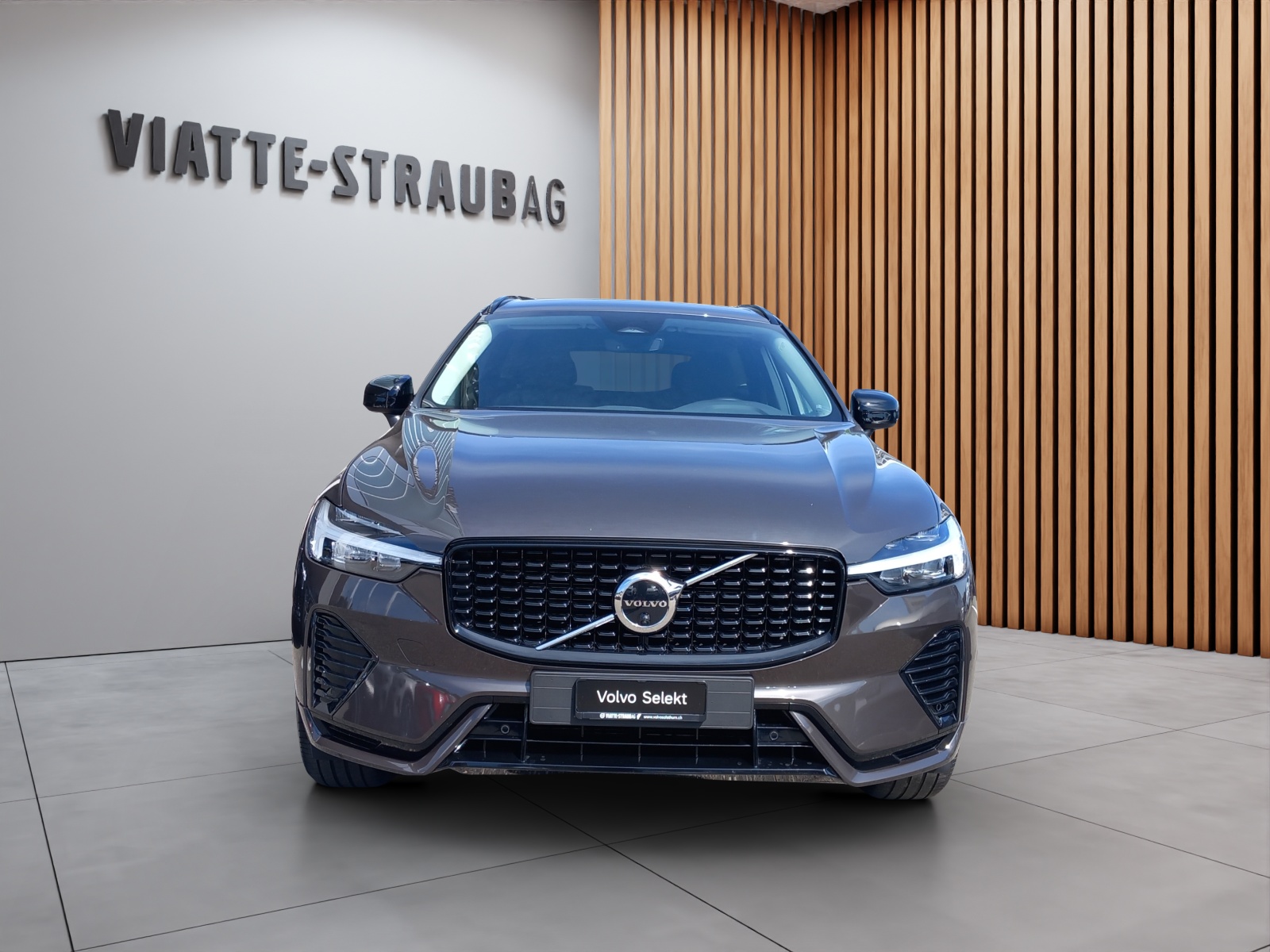 VOLVO XC60 2.0 B4 MH Plus Dark AWD-image-7