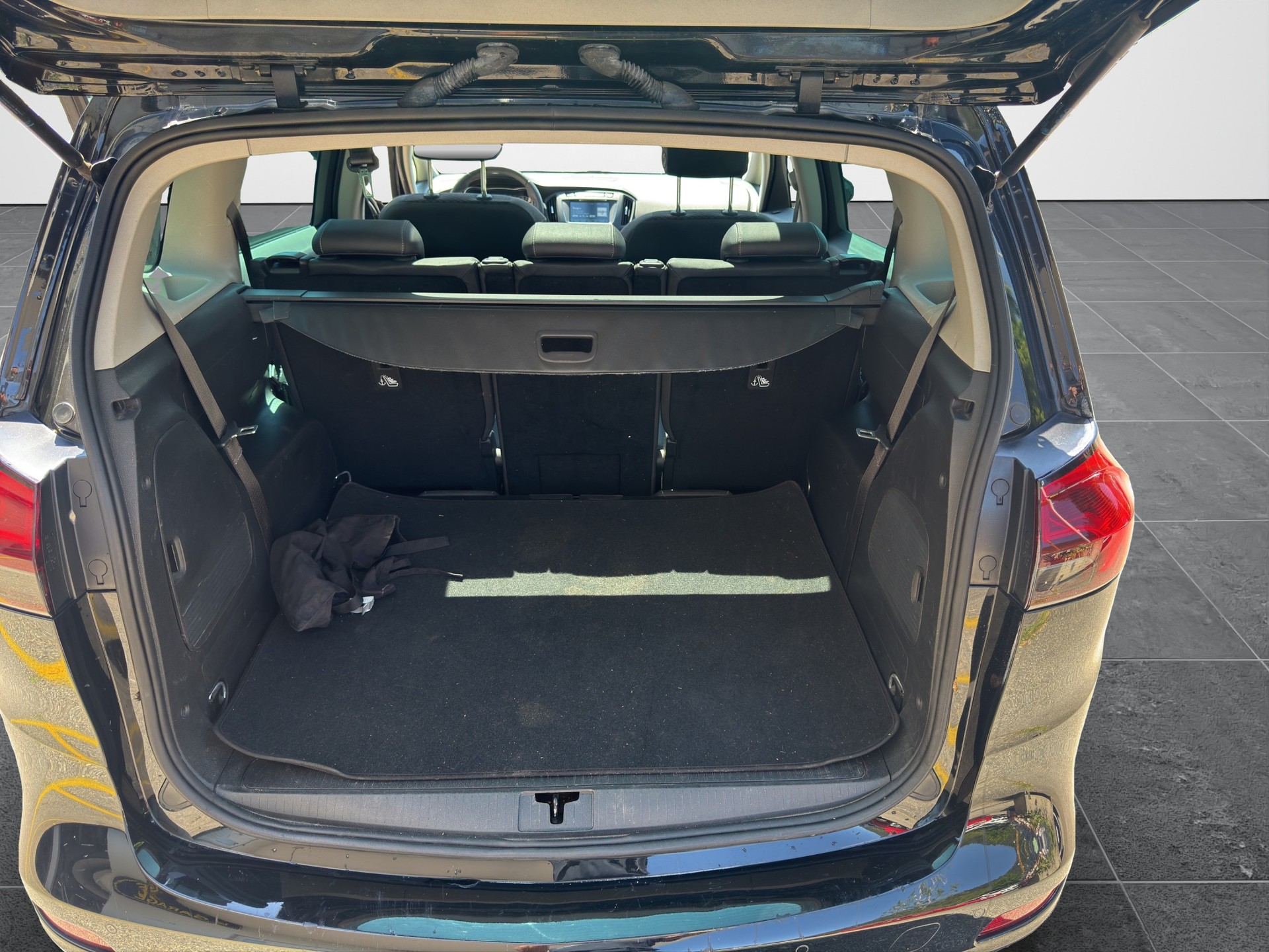 OPEL Zafira 1.6i 16V Turbo Excellence Automatic-image-8
