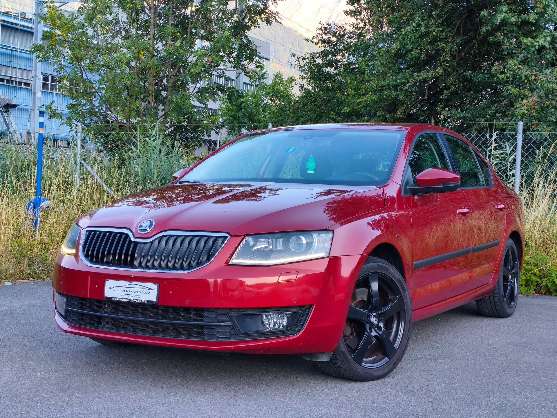 SKODA Octavia 1.8 TSI Ambition DSG-image-1