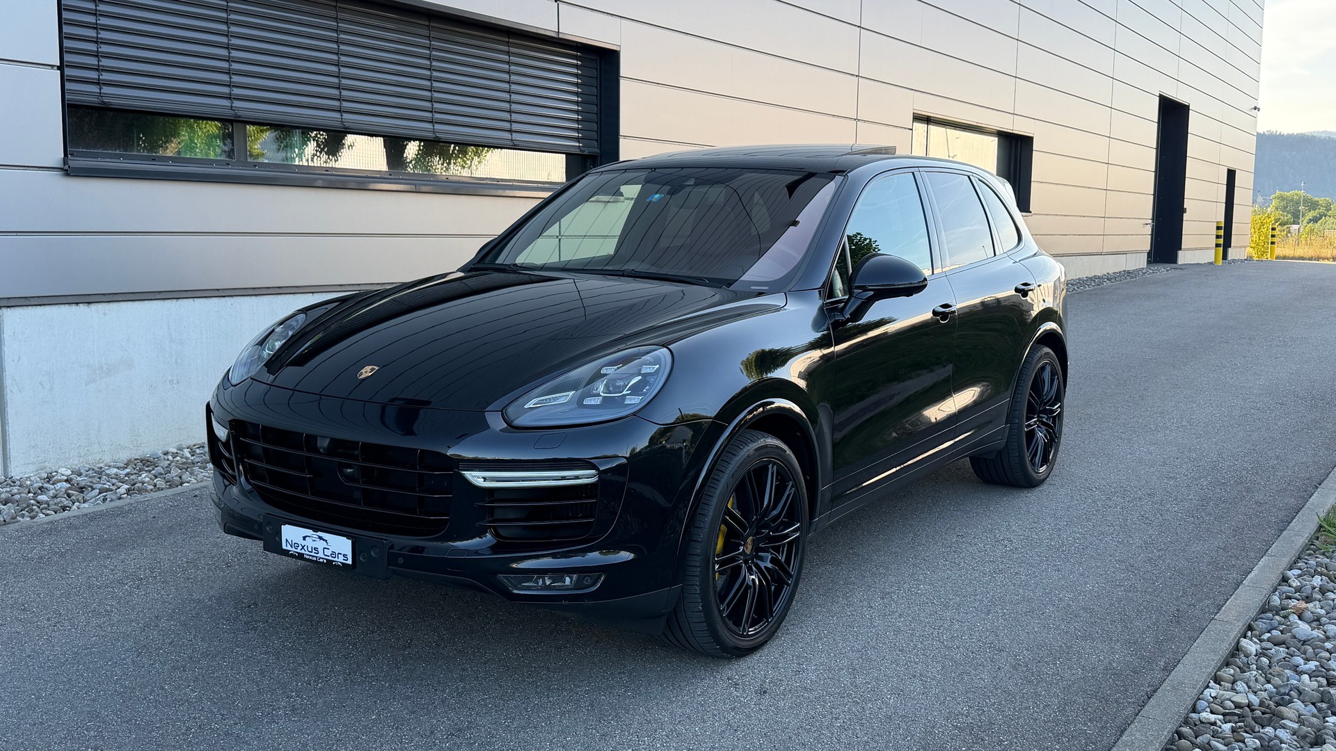 PORSCHE Cayenne Turbo S
