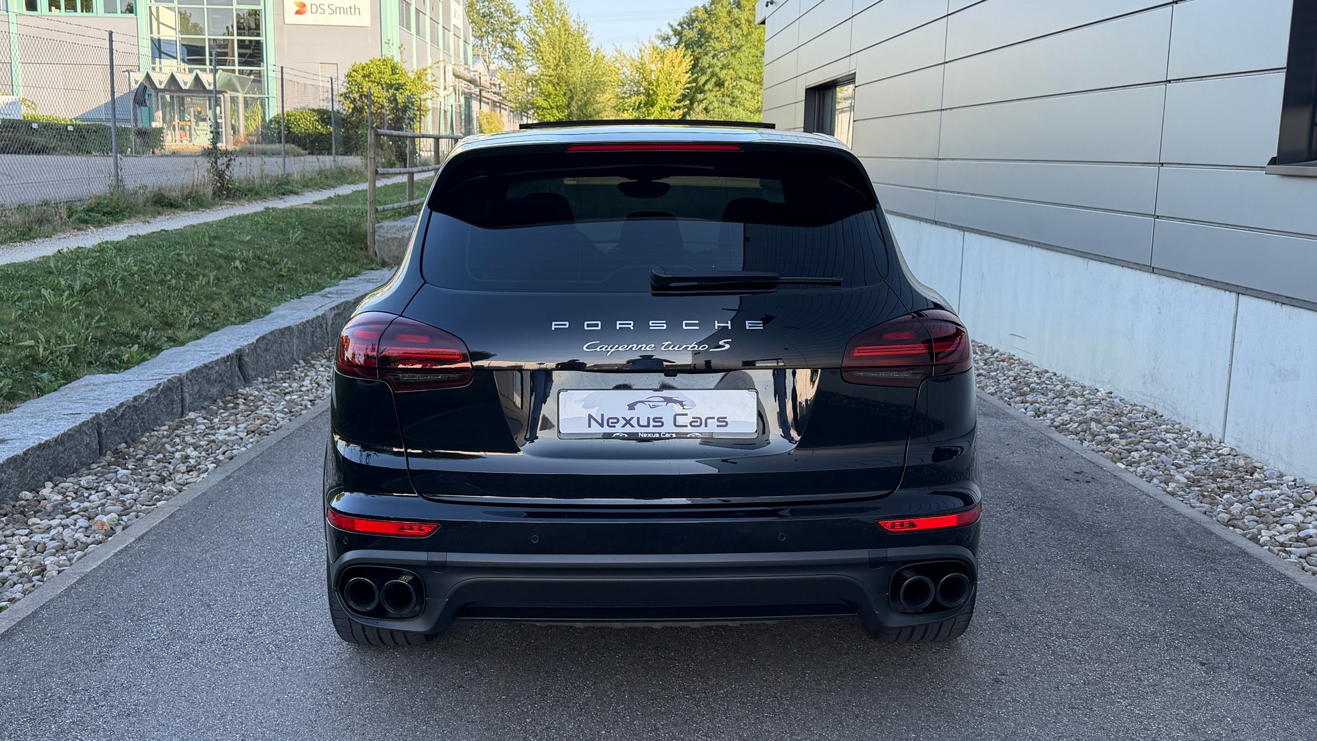 PORSCHE Cayenne Turbo S-image-3