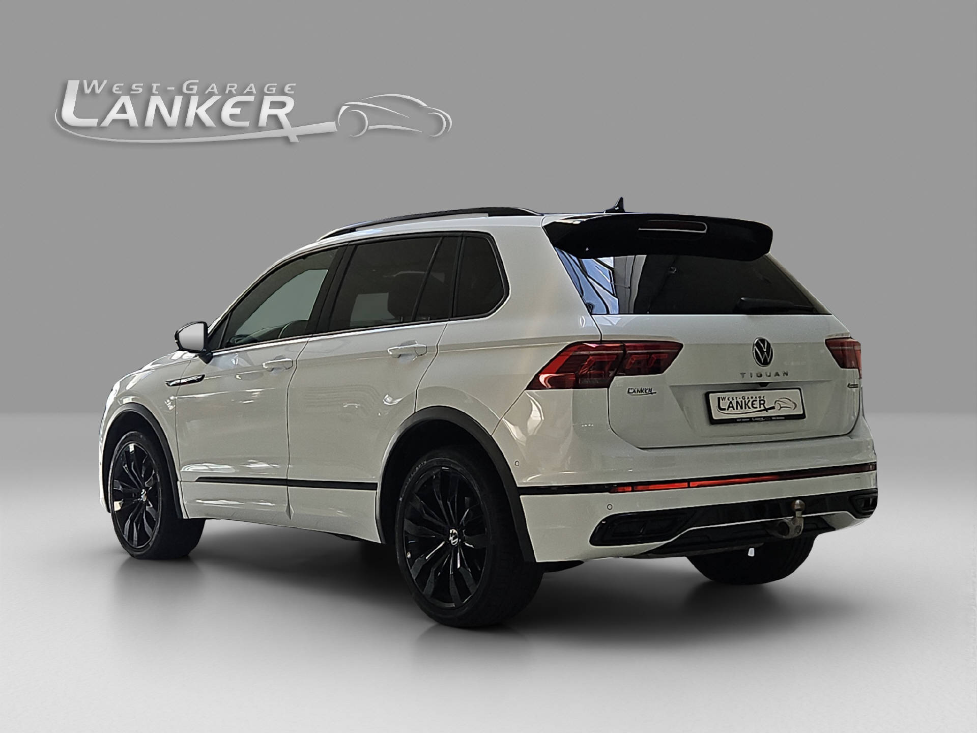 VW Tiguan 2.0 TSI R-Line DSG-showroom-element-3