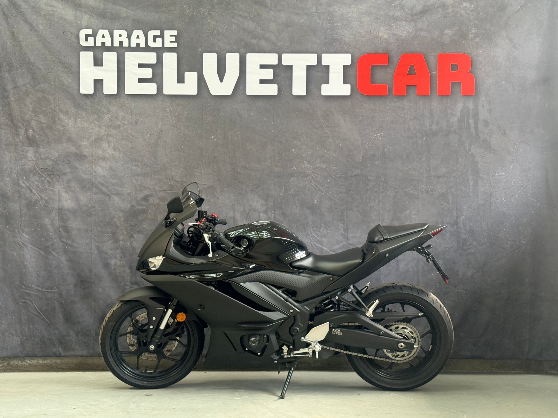 YAMAHA YZF-R3 ABS-image-0
