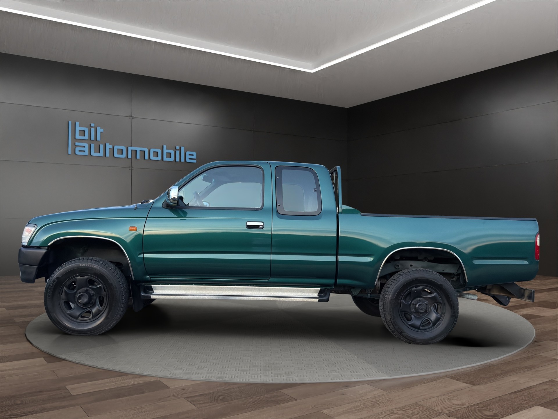 TOYOTA Hilux RZN 173 X-TRA Cab SR5-image-2