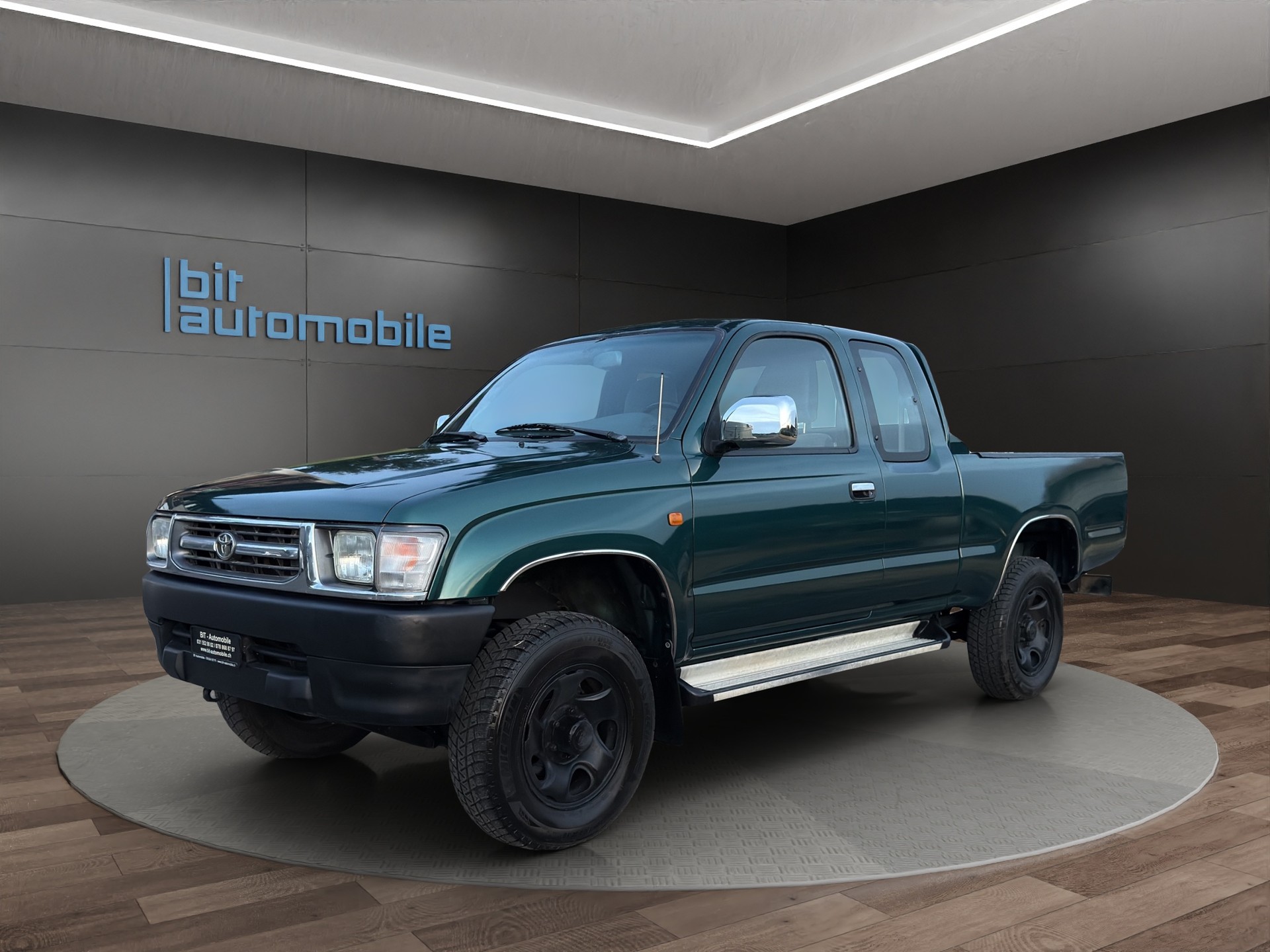 TOYOTA Hilux RZN 173 X-TRA Cab SR5