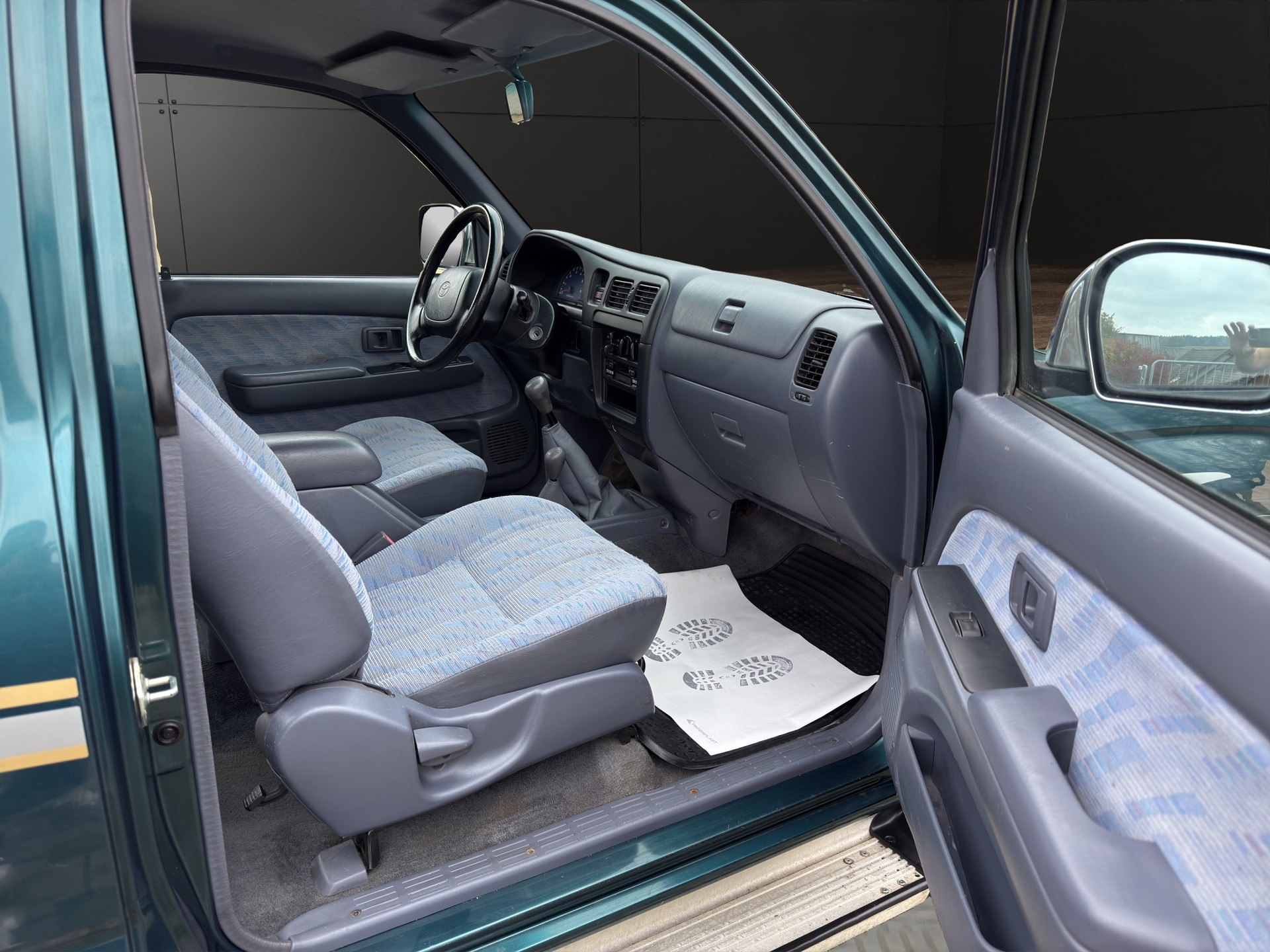 TOYOTA Hilux RZN 173 X-TRA Cab SR5-image-11